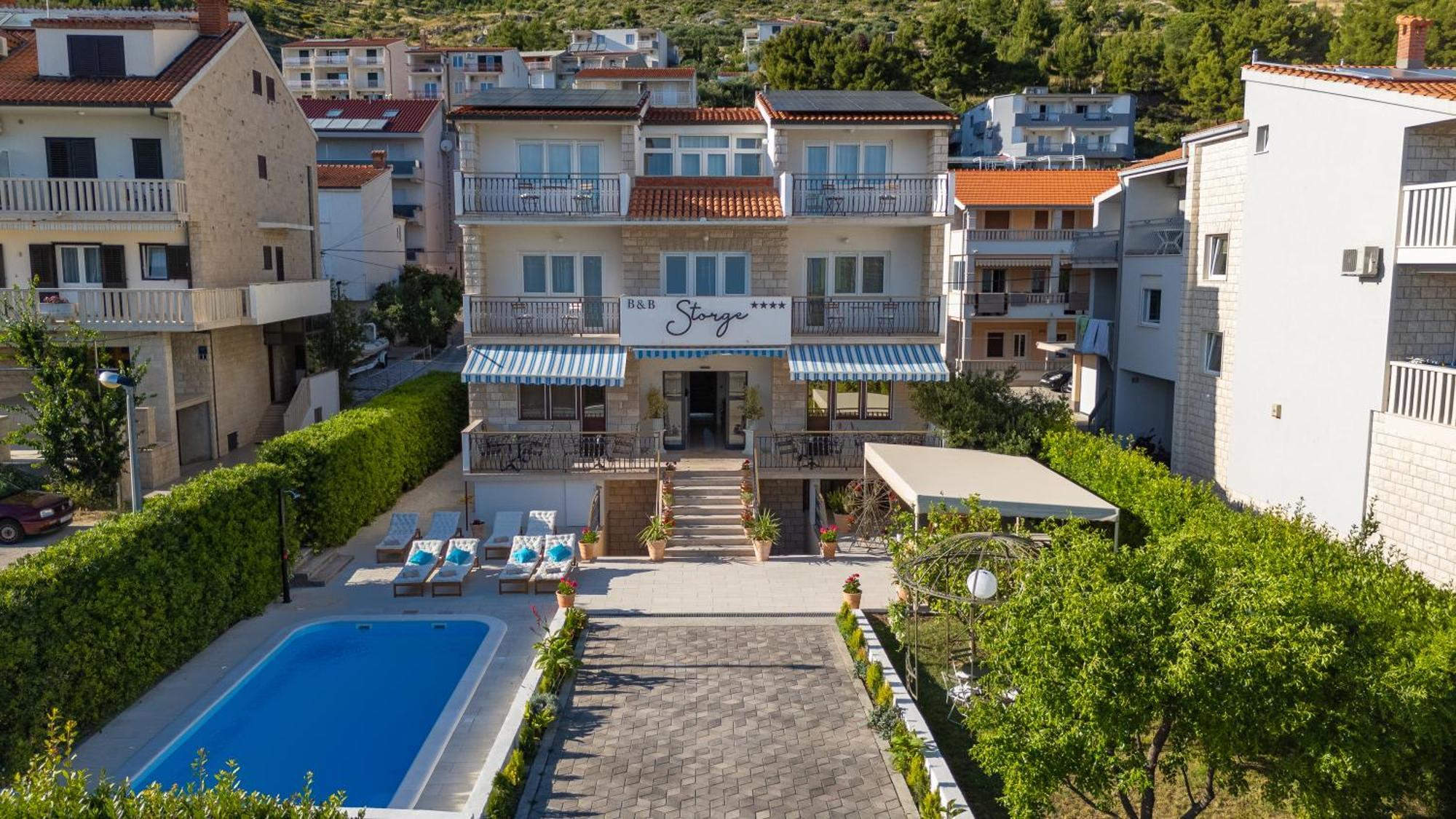 Storge Boutique Bed & Breakfast Omis Bagian luar foto
