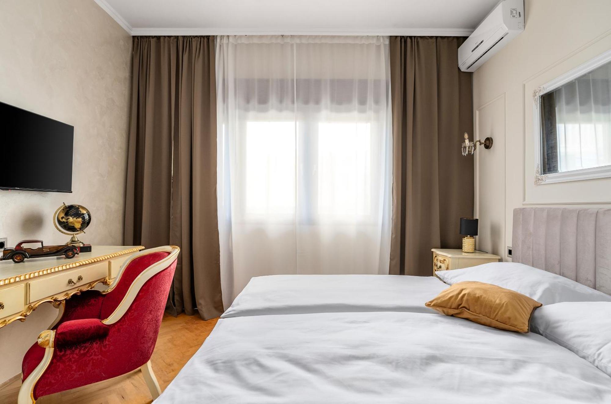 Storge Boutique Bed & Breakfast Omis Bagian luar foto