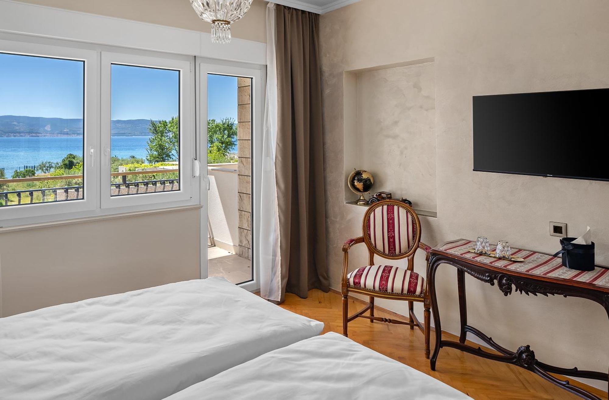 Storge Boutique Bed & Breakfast Omis Bagian luar foto